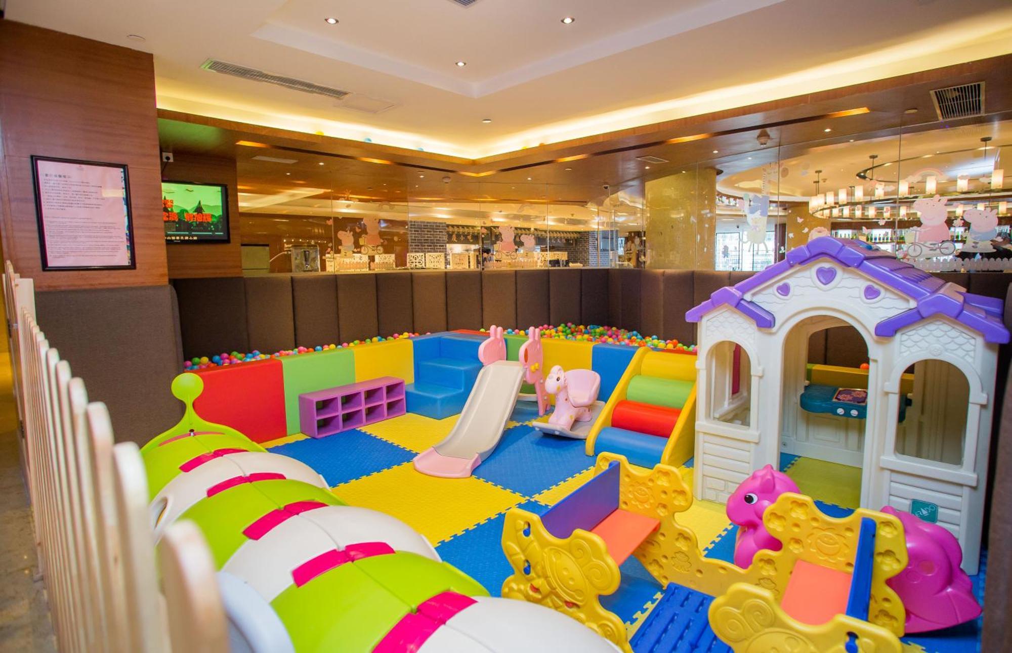 เกล็นวิวไอทีซีพลาซ่าชองคิง Hotel ฉงชิ่ง ภายนอก รูปภาพ